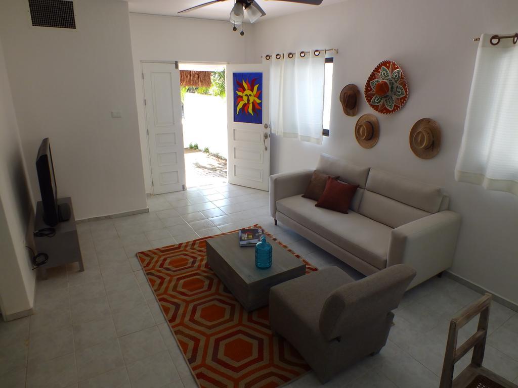 Casa La Palma B&B Плая дел Кармен Екстериор снимка