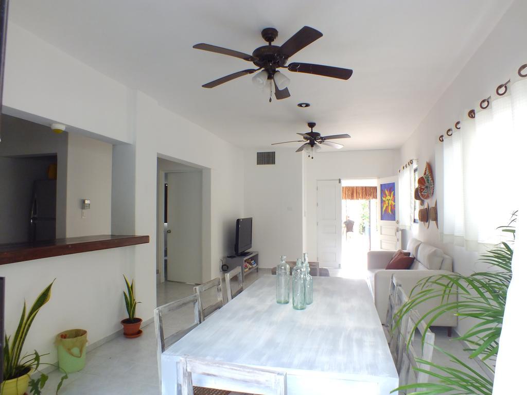 Casa La Palma B&B Плая дел Кармен Екстериор снимка