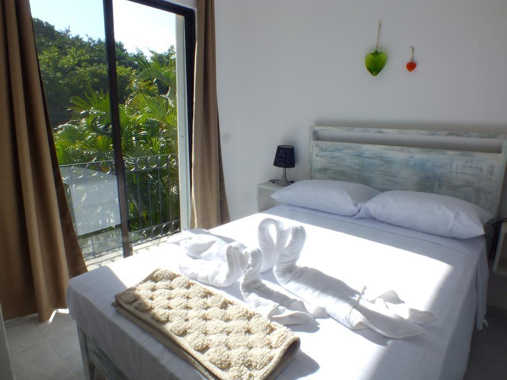 Casa La Palma B&B Плая дел Кармен Стая снимка